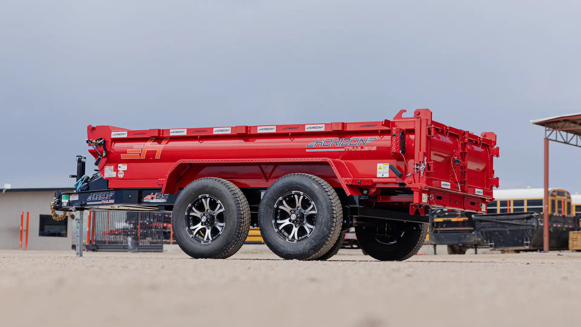horizon trailers img